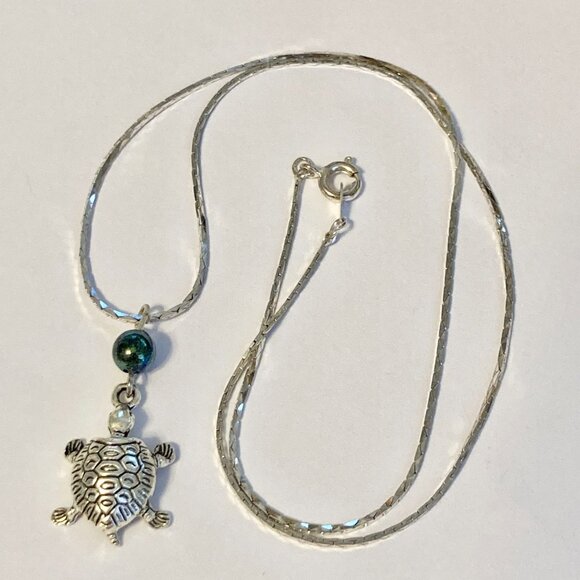 Tahitian Black Pearl Sea Turtle Necklace Silver Tone Nautical Island Beach Faux - Picture 4 of 8